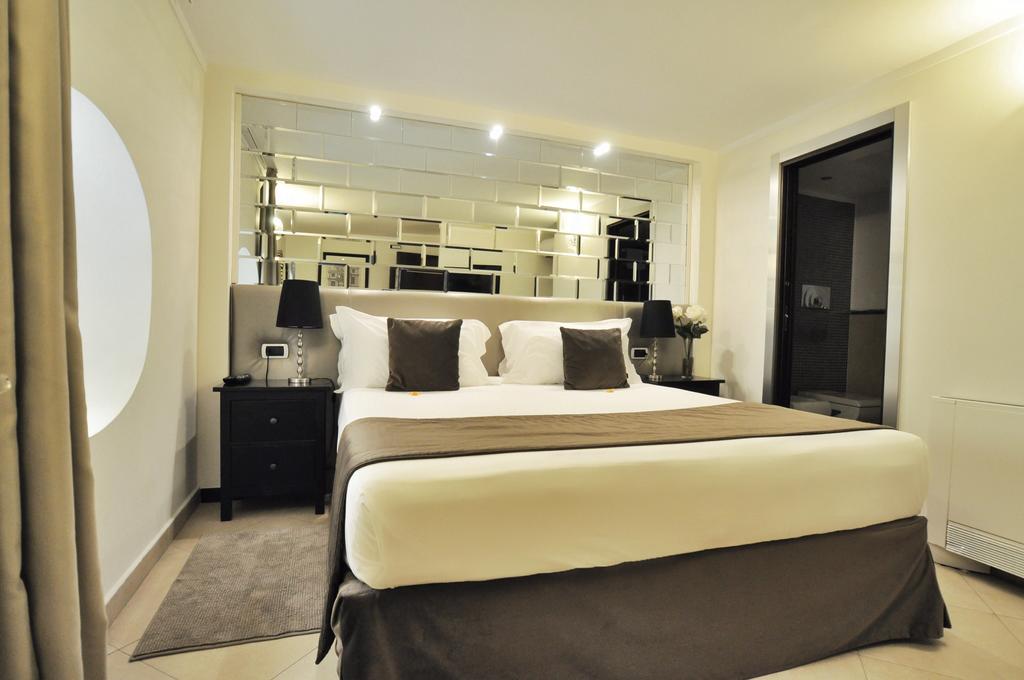 Bed and Breakfast The Royals Experience à Naples Chambre photo