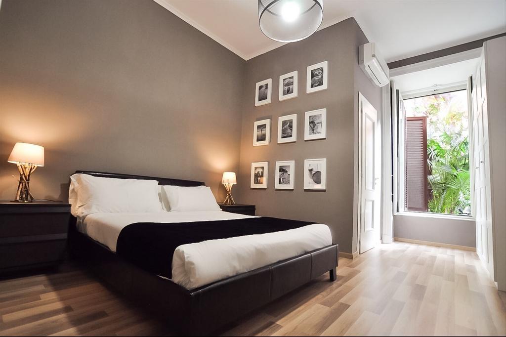 Bed and Breakfast The Royals Experience à Naples Extérieur photo